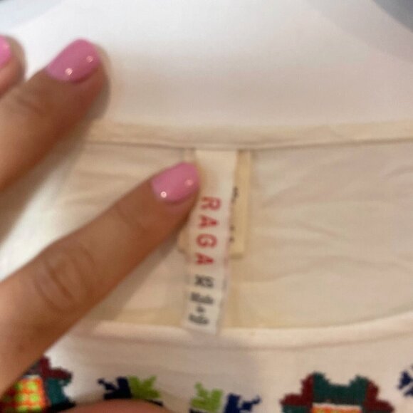 Anthro RAGA Sedona Tunic Flared Sleeve Boho Top XS White Embroidered Fringe - Picture 3 of 10